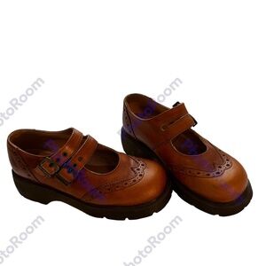 Chunky Double Strap Vintage Dr. Martens Brown Wingtip Mary Jane’s Size US 8. (9)